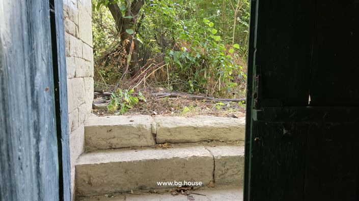 Image No.18-3 Bed House for sale
