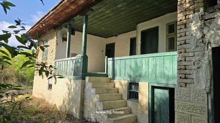 Image No.21-3 Bed House for sale