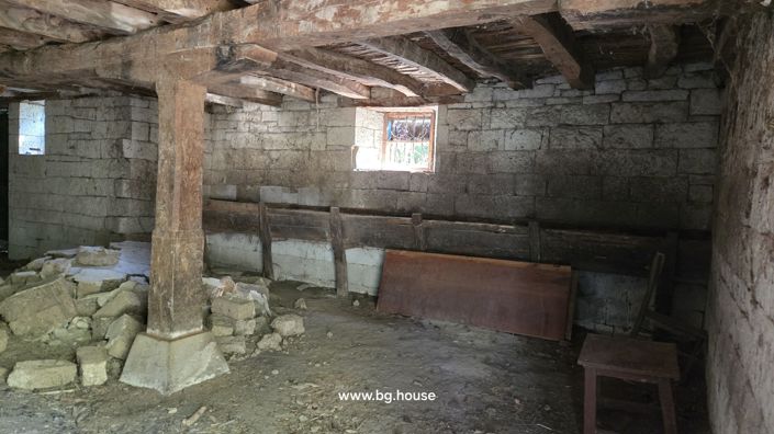 Image No.10-3 Bed House for sale