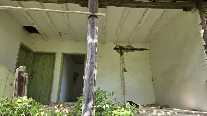 Image No.6-3 Bed Land for sale