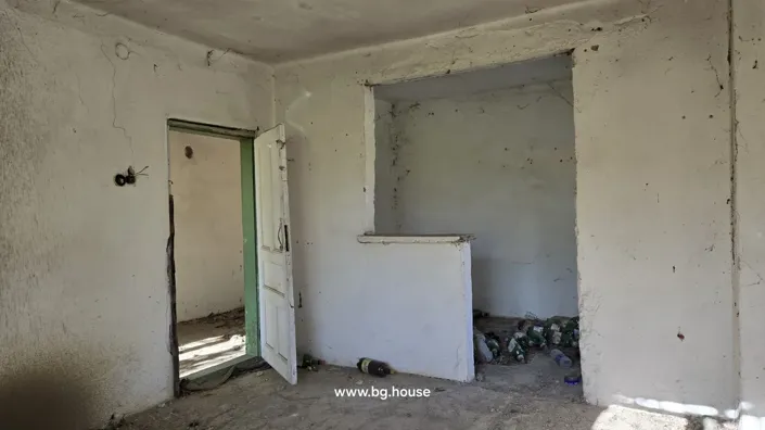 Image No.21-2 Bed House for sale