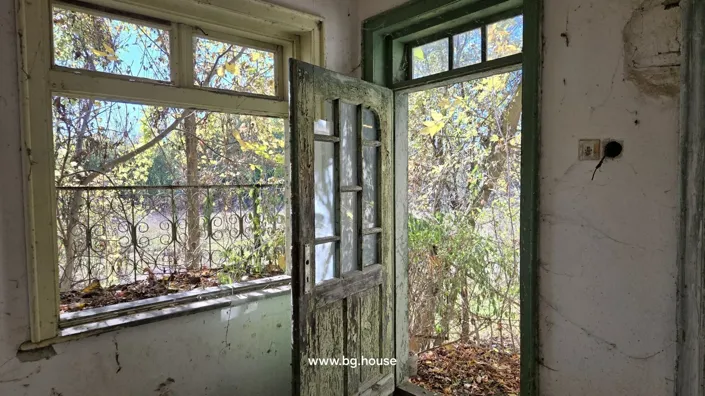 Image No.24-2 Bed House for sale