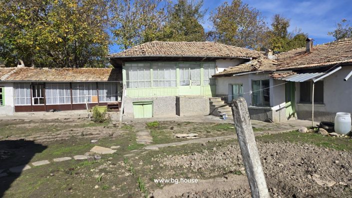 Image No.11-4 Bed House for sale