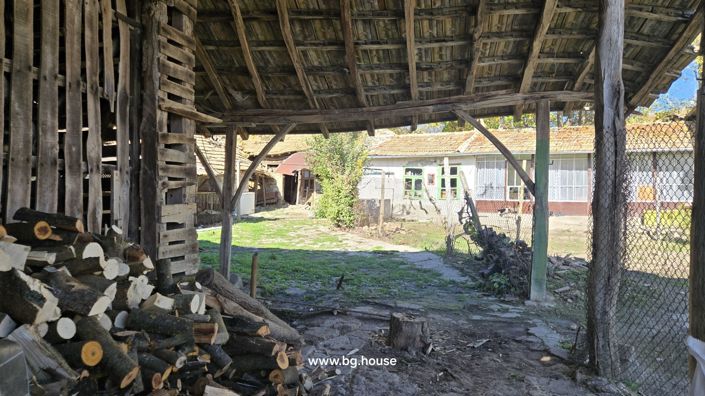 Image No.12-4 Bed House for sale