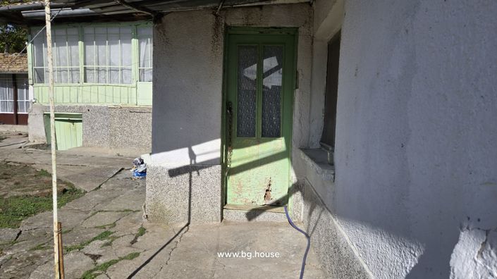 Image No.14-4 Bed House for sale