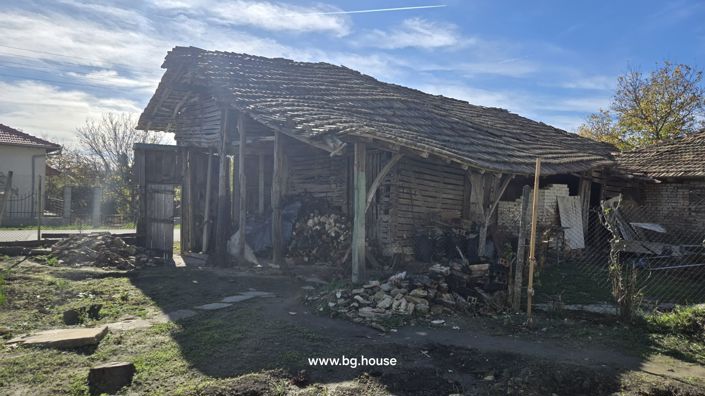 Image No.4-4 Bed House for sale