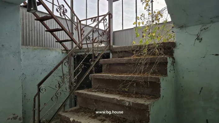 Image No.23-3 Bed House for sale