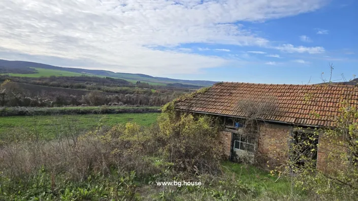 Image No.26-3 Bed House for sale