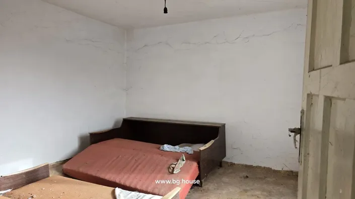 Image No.30-3 Bed House for sale