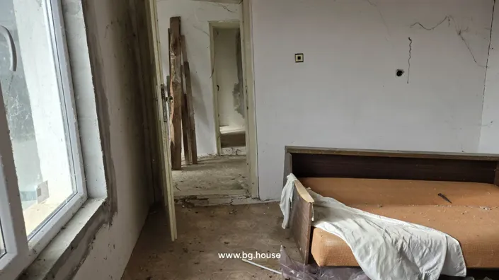 Image No.31-3 Bed House for sale