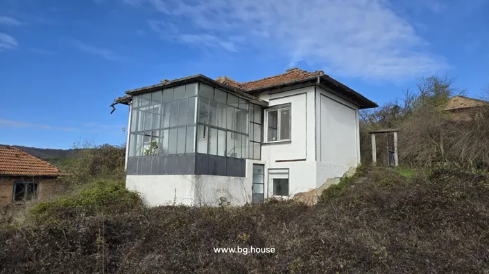 Image No.9-3 Bed House for sale