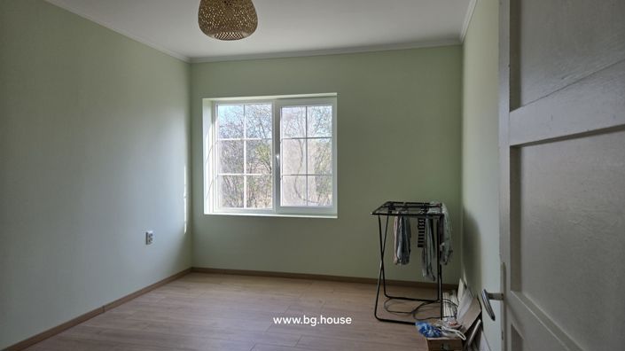 Image No.17-2 Bed House for sale