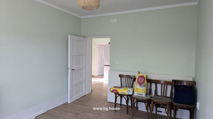 Image No.18-2 Bed House for sale