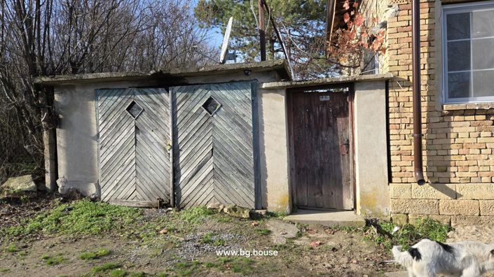 Image No.5-2 Bed House for sale