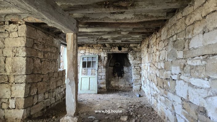 Image No.20-3 Bed House for sale