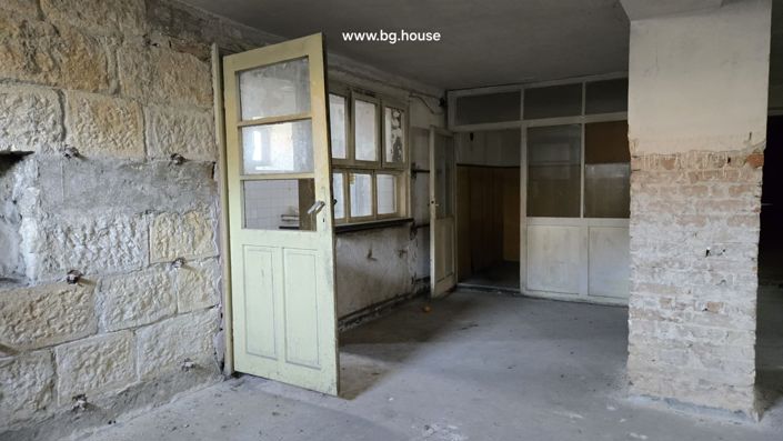 Image No.21-3 Bed Apartment for sale