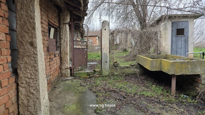 Image No.22-6 Bed House for sale