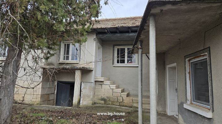 Image No.26-6 Bed House for sale