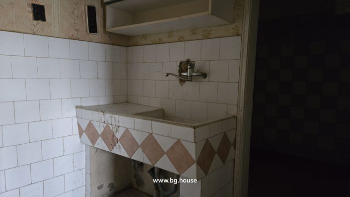 Image No.31-6 Bed House for sale