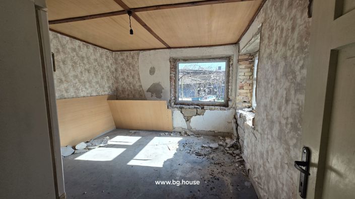 Image No.22-3 Bed House for sale