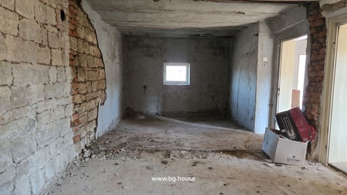 Image No.30-3 Bed House for sale