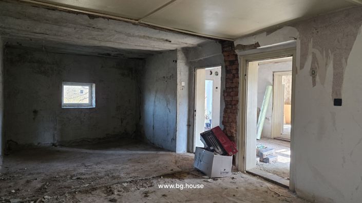 Image No.31-3 Bed House for sale