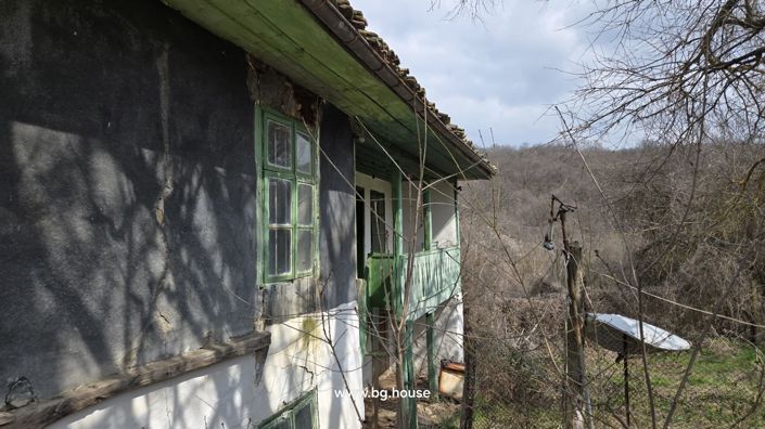 Image No.12-3 Bed House for sale