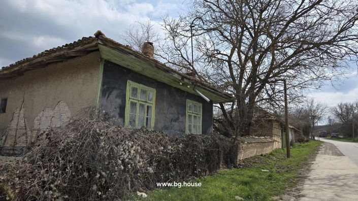 Image No.18-3 Bed House for sale