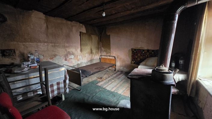 Image No.26-4 Bed House for sale