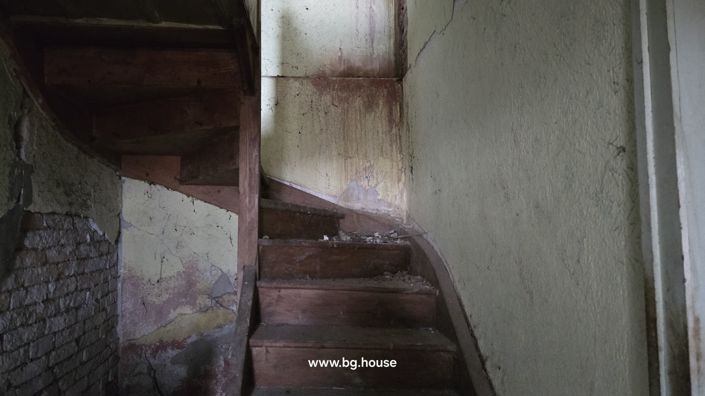 Image No.27-4 Bed House for sale