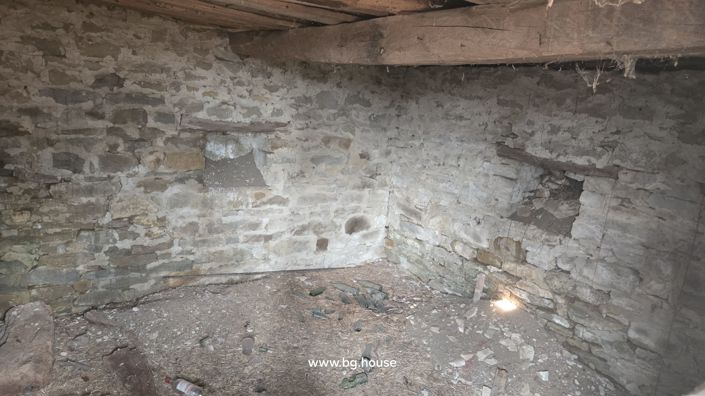 Image No.10-4 Bed House for sale