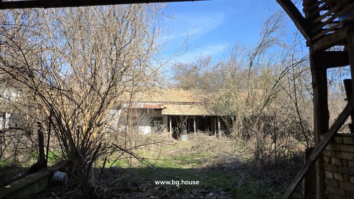 Image No.16-3 Bed House for sale