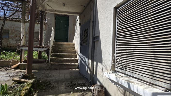 Image No.30-3 Bed House for sale