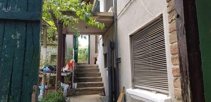 Image No.6-3 Bed House for sale