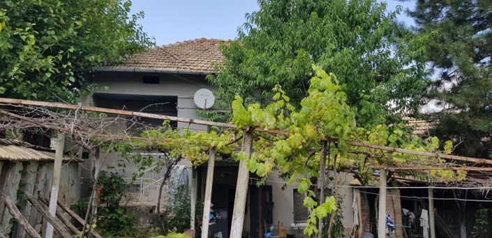 Image No.8-3 Bed House for sale