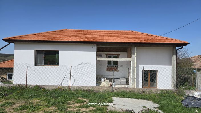Image No.7-2 Bed House for sale