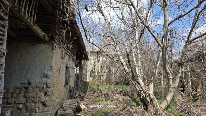Image No.19-3 Bed House for sale