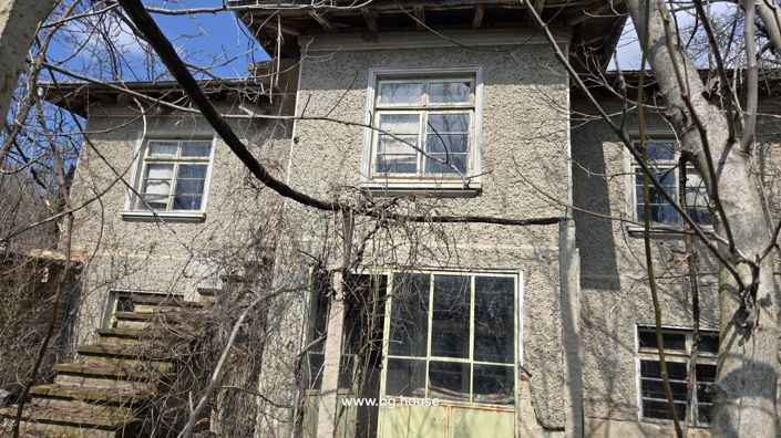 Image No.21-3 Bed House for sale