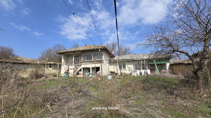 Image No.11-4 Bed House for sale