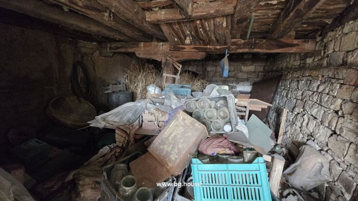 Image No.27-4 Bed House for sale