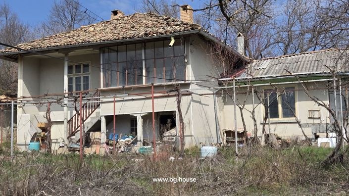 Image No.9-4 Bed House for sale