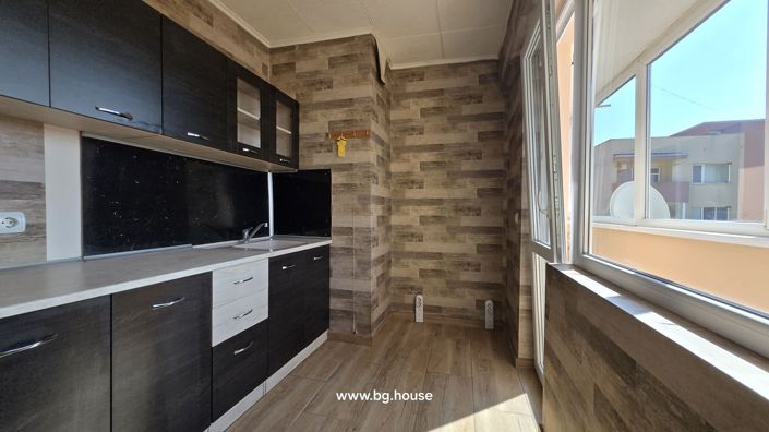 Image No.20-Appartement de 1 chambre à vendre à Popovo