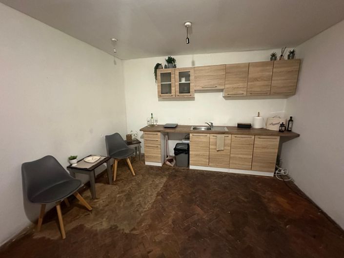 Image No.13-1 Bed House for sale