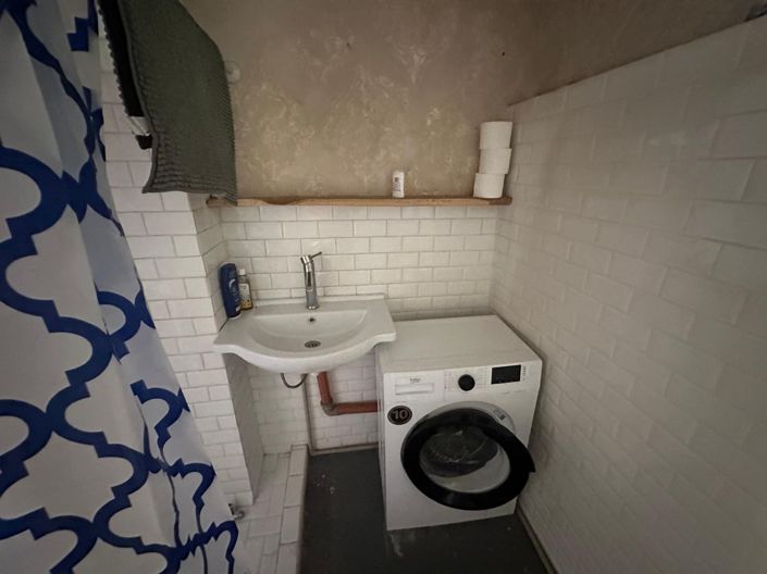 Image No.19-1 Bed House for sale