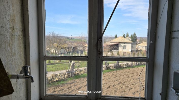 Image No.17-3 Bed House for sale