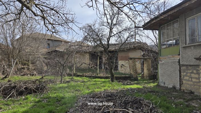 Image No.28-3 Bed House for sale