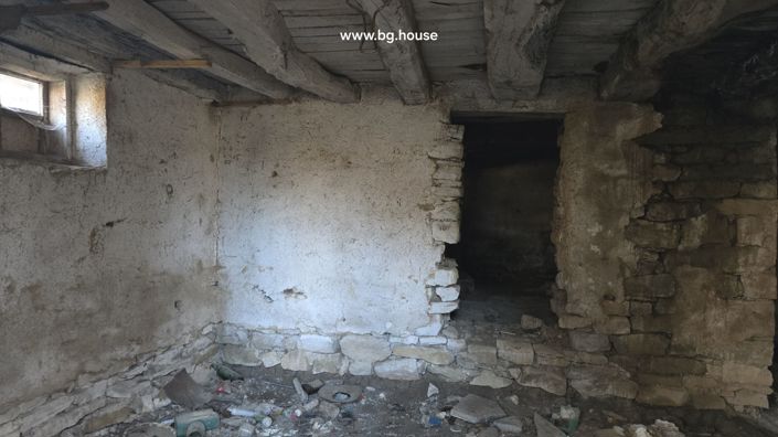 Image No.6-3 Bed House for sale