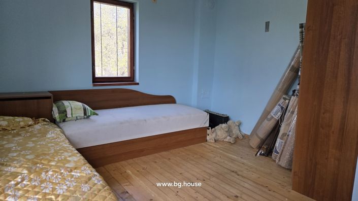 Image No.12-3 Bed House for sale