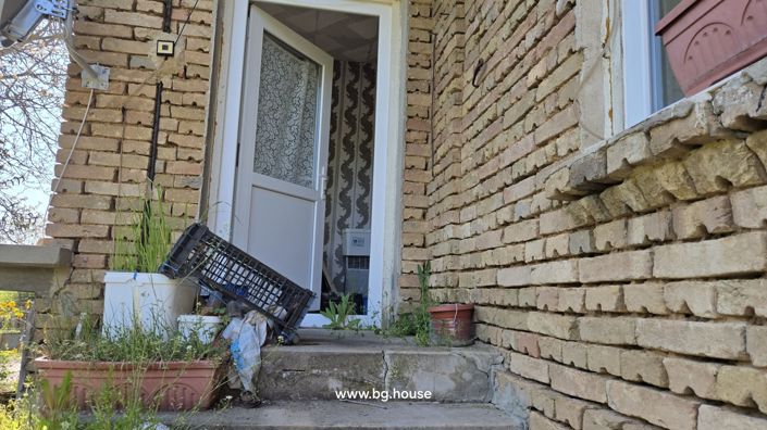 Image No.24-2 Bed House for sale