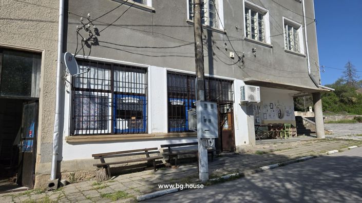 Image No.23-Commercial for sale
